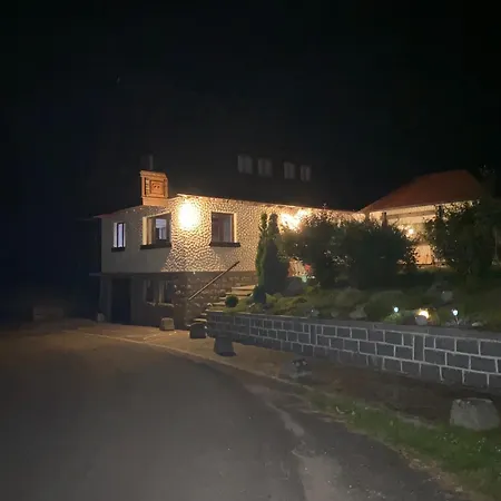 Idyllisches Im * Am Bach